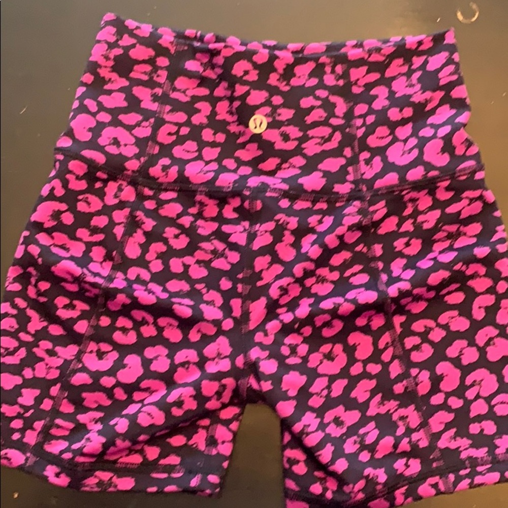 Lululemon Groove Shorts